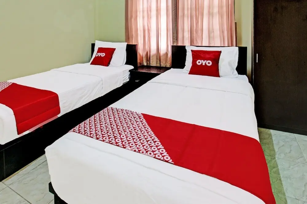 Матарам: OYO 92001 Unram Guest House