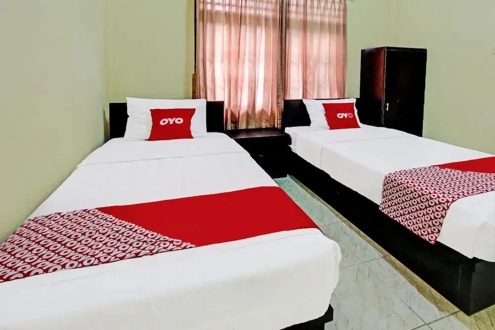 Матарам: OYO 92001 Unram Guest House