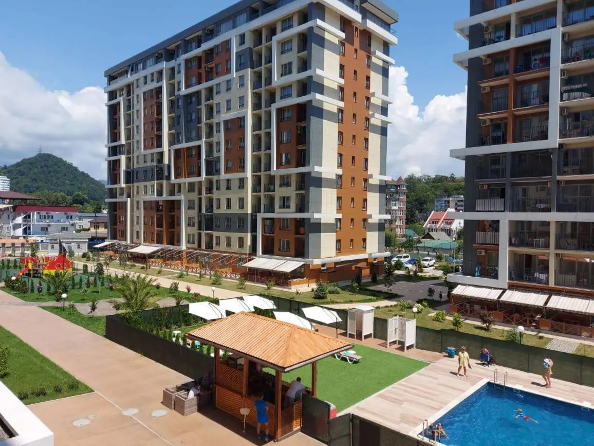 Дагомыс: Апартаменты Sea House в 70м от моря