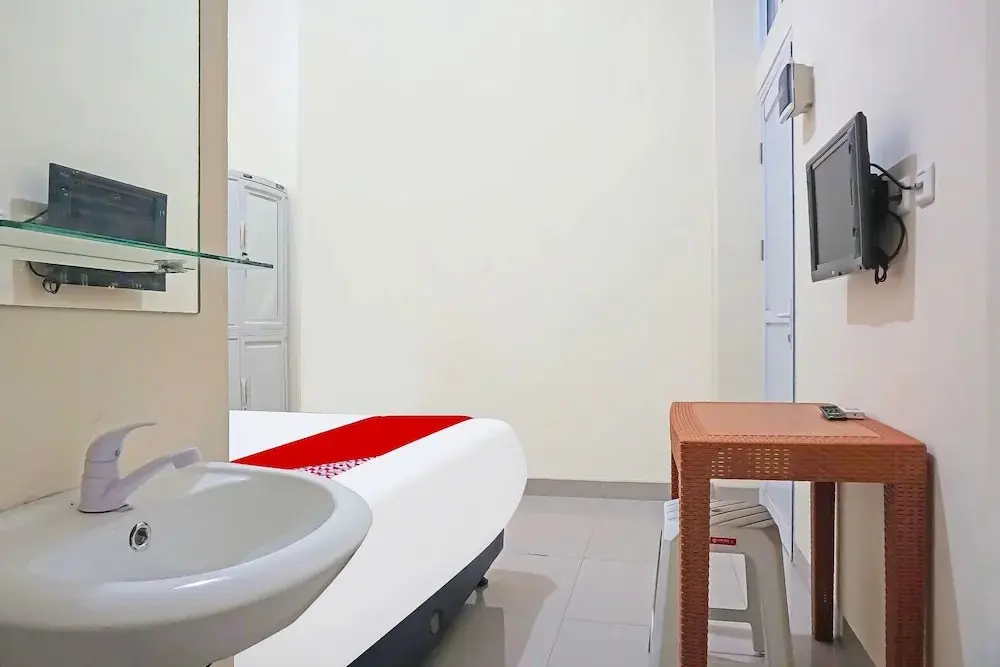 Южный Тангеранг: Capital O 91790 S1 Residence