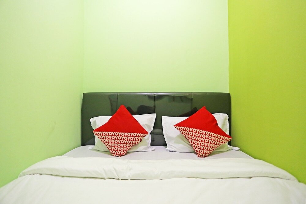 Джакарта: OYO 90848 J&b Rooms Bekasi