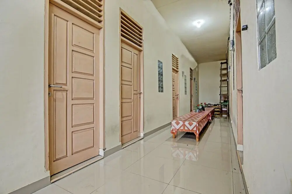 Палембанг: OYO Life 91268 Homestay Bu Erma Syariah