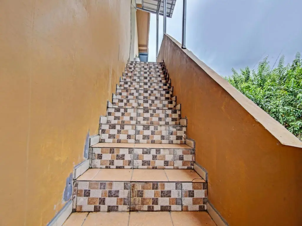 Палембанг: OYO Life 91268 Homestay Bu Erma Syariah