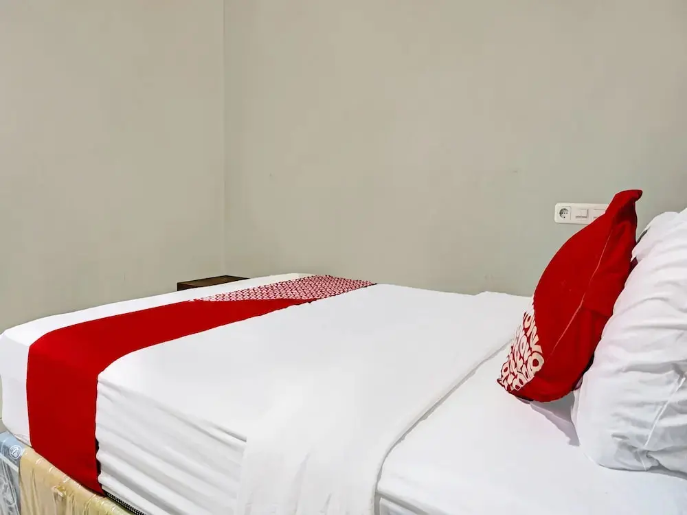 Боджонегоро: OYO 91812 Nh Kost Syariah