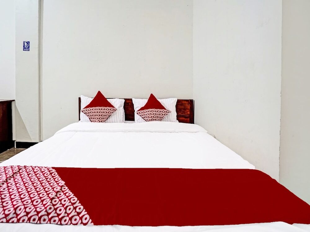 Палембанг: OYO 91872 Sweet 17 Kost
