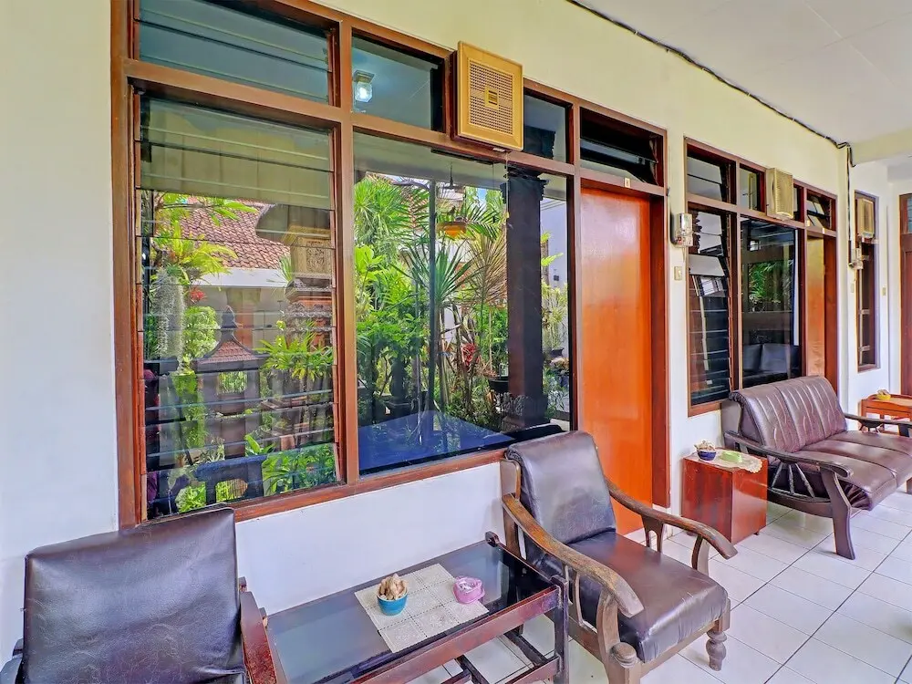 Денпасар: OYO 91971 Hotel Puri Sokasati