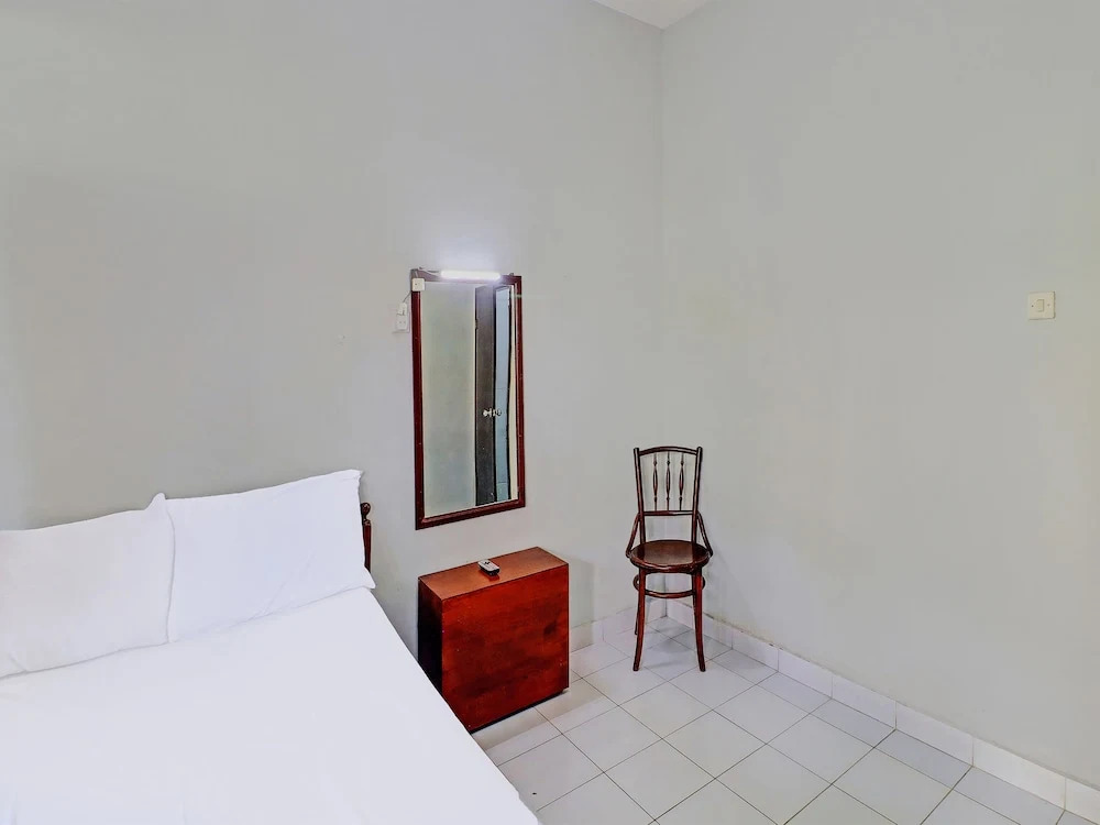 Денпасар: OYO 91971 Hotel Puri Sokasati