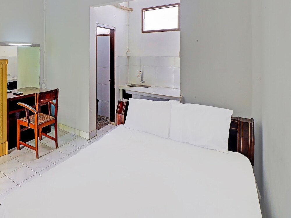 Денпасар: OYO 91971 Hotel Puri Sokasati
