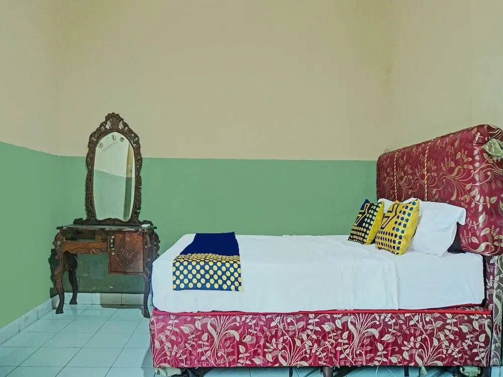 Кайю Агунг: OYO 92280 Hotel Romli