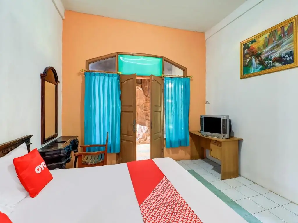 Сингараджа: OYO 91042 Hawaina Hotel