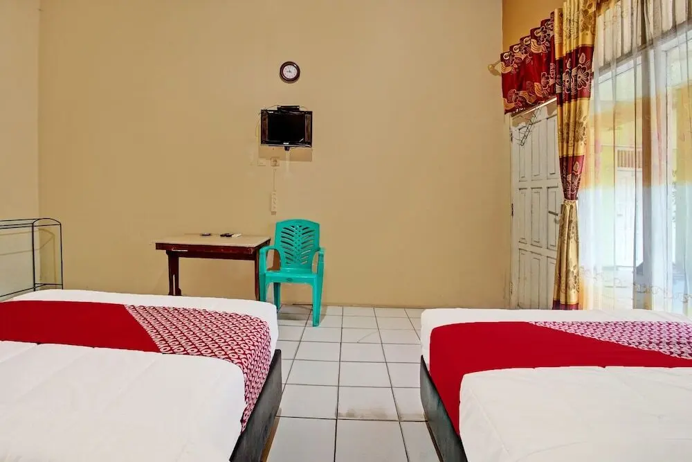 Дви Варга Тунггал Джая: OYO 92097 Hotel Sejahtera Syariah