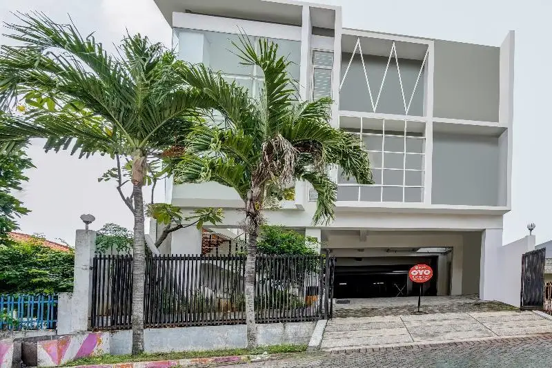 Сурабая: OYO 90935 Rumah Kost Metroliving
