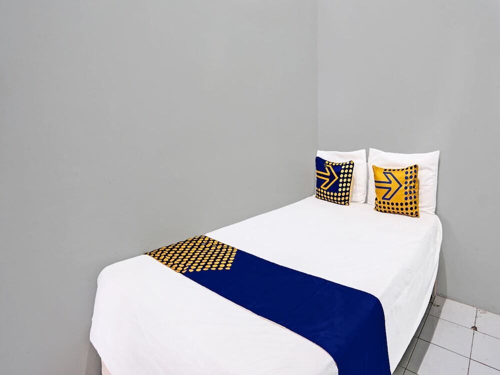 Сурабая: OYO 91891 B41m Residence Syariah