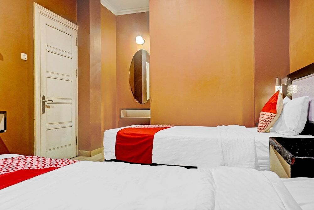 Джакарта: OYO 90660 Star Hotel Syariah