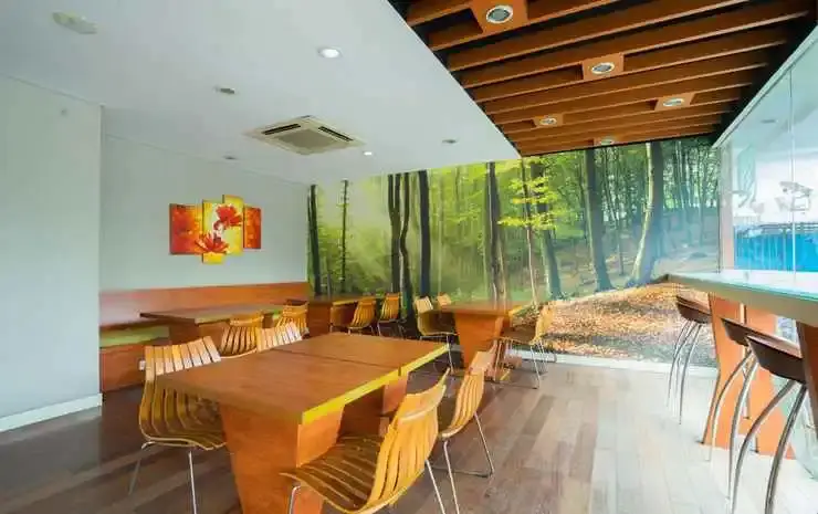 Сурабая: Life Hotel Stasiun Kota Surabaya