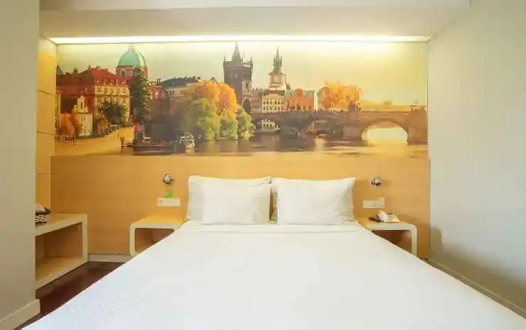 Сурабая: Life Hotel Stasiun Kota Surabaya