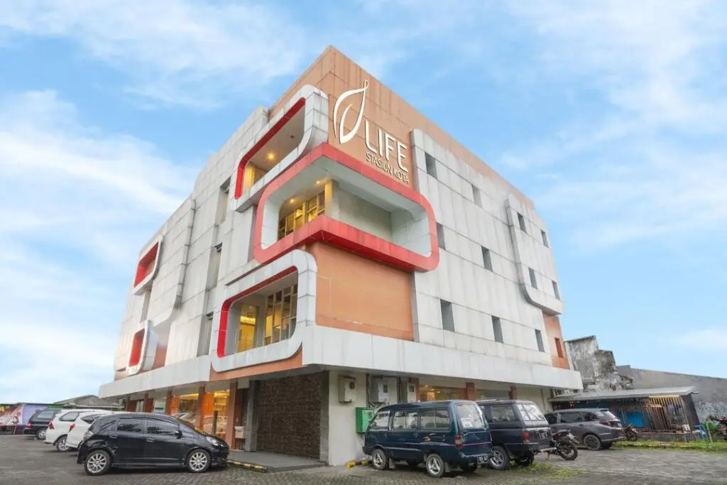 Сурабая: Life Hotel Stasiun Kota Surabaya