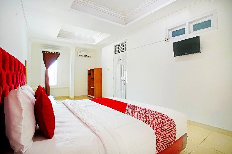 Бандар-Лампунг: Oyo 91460 Guest House Kencana Syariah