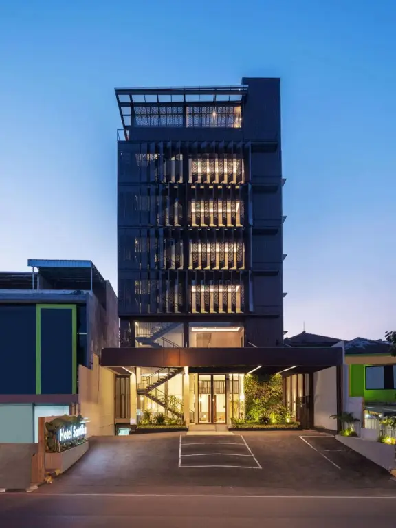 Бандунг: Hotel Santika PasirKaliki