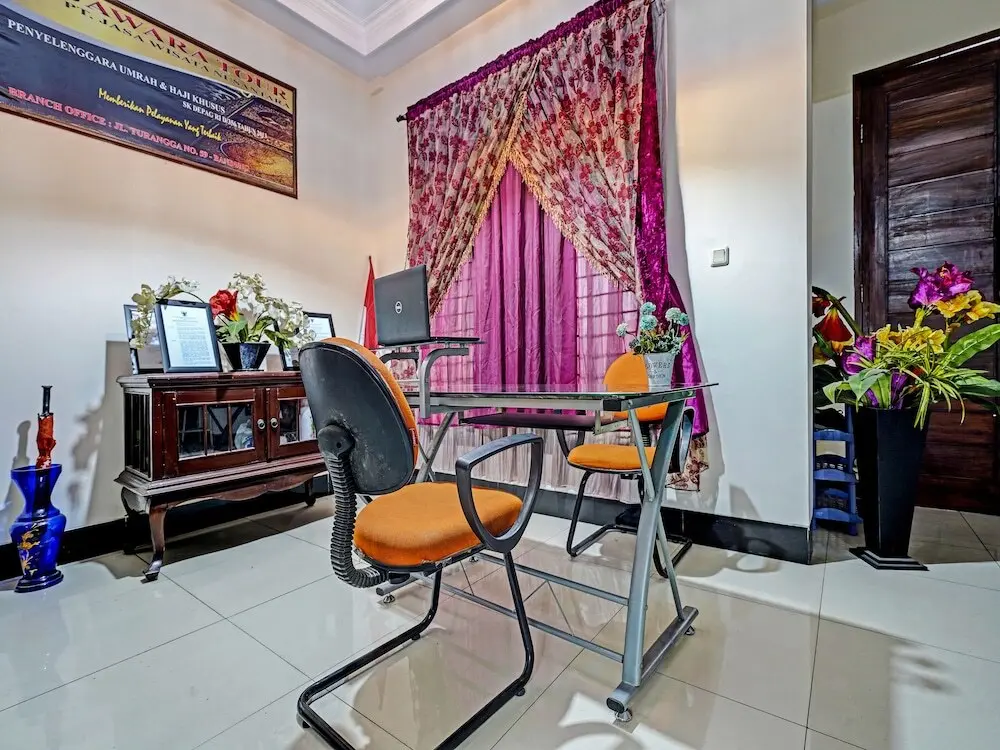 Бандунг: SPOT ON 91320 Pondok Elia Syariah