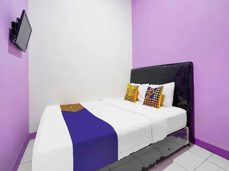 Бандунг: Spot On 91302 Ungu Residence Syariah