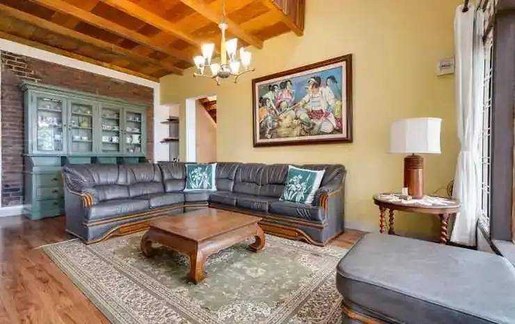 Бандунг: OYO Homes 91056 Eco Tourism Desa Ciburial Syariah