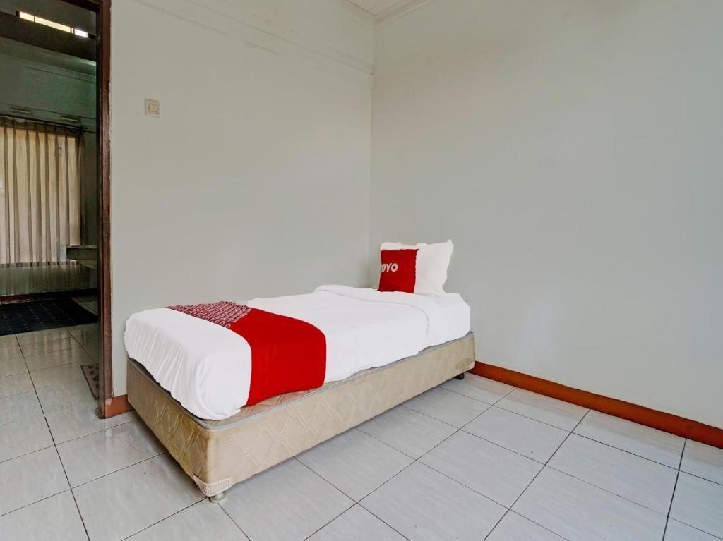 Бандунг: Capital O 91810 Hotel Balebat 2