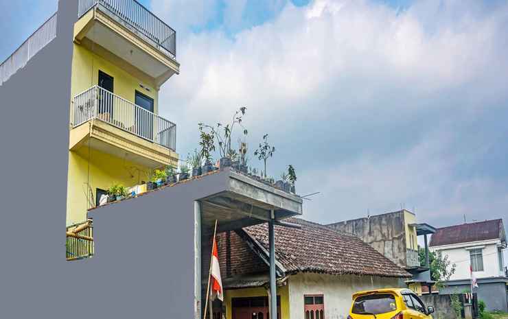 Бату: Spot On 91588 Ananda Guest House Batu