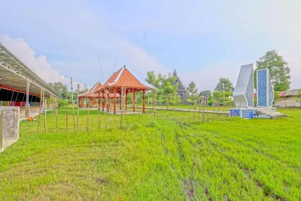 Клатен: OYO Homes 91054 Desa Wisata Budaya Kebondalem Kidu