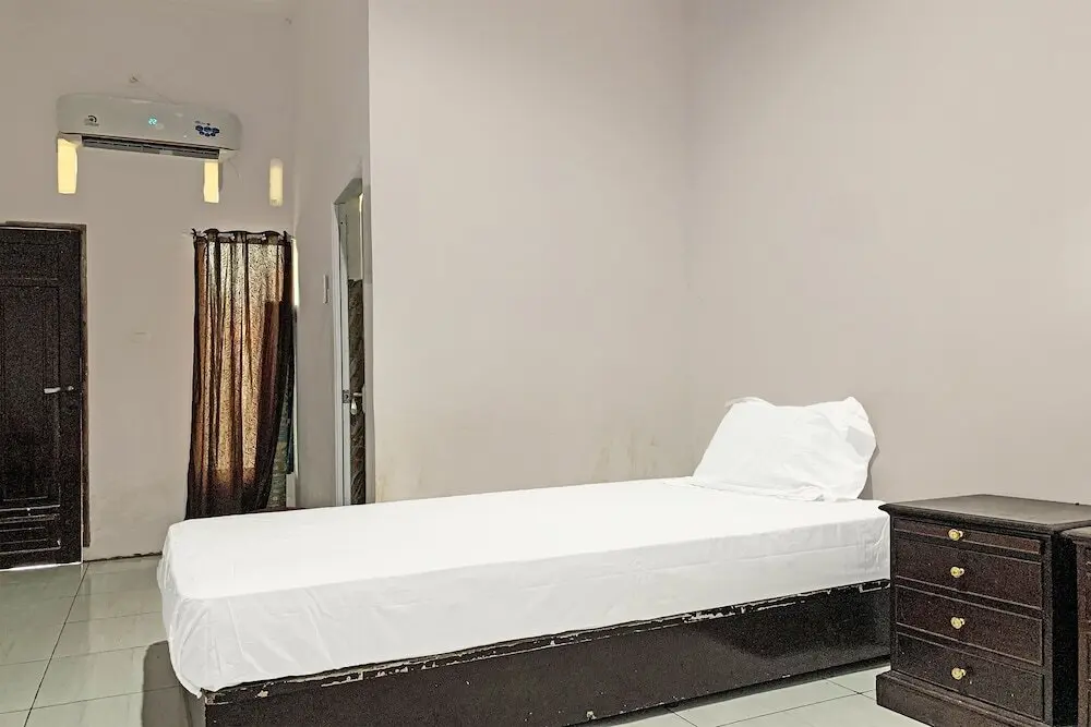 Бинаму: OYO 91657 Penginapan Radja Jeneponto