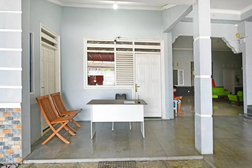 Чилачап: OYO Life 91399 Homestay Trendy Syariah