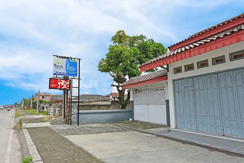 Чилачап: OYO Life 91399 Homestay Trendy Syariah