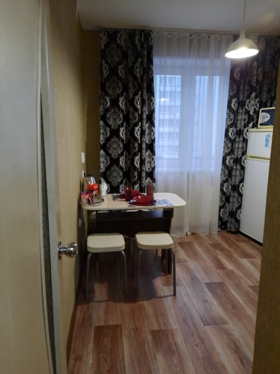 Челябинск: Апартаменты GoldApart Академика Королёва 35а