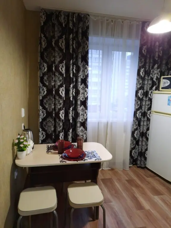Челябинск: Апартаменты GoldApart Академика Королёва 35а