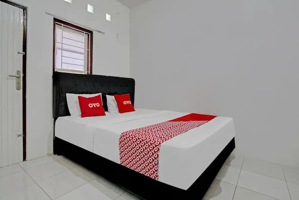 Чиребон: OYO 90571 Dewi Guest House Syariah
