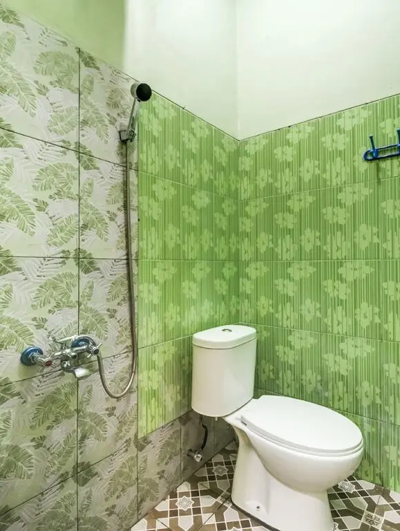 Чиребон: OYO 91216 Siliwangi Guest House Syariah Cirebon