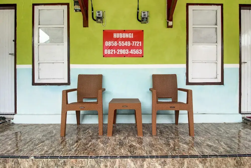 Чиребон: OYO 91216 Siliwangi Guest House Syariah Cirebon