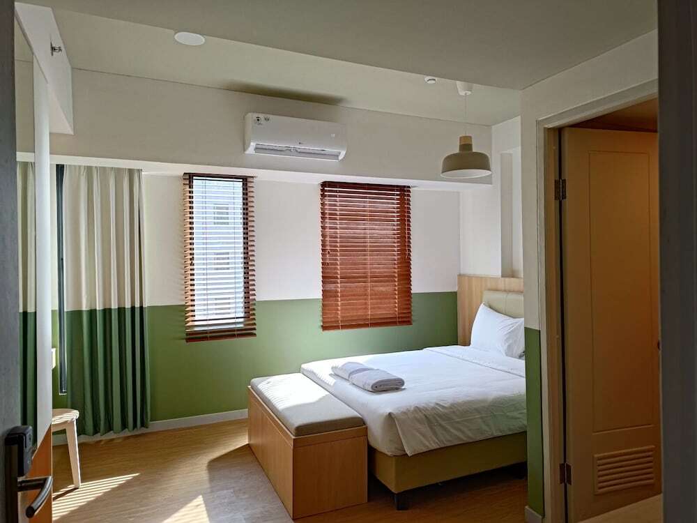 Чипутат: Hotel Osaka Pik2