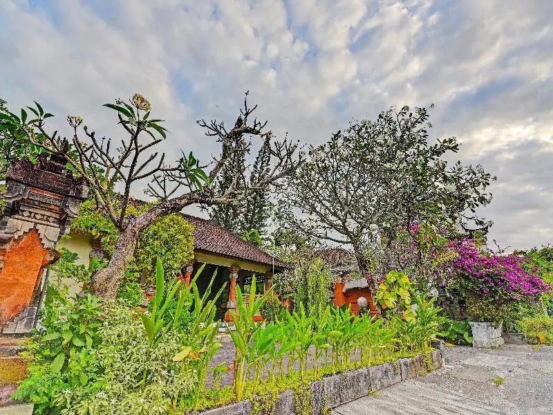 Денпасар: Oyo 91503 Hotel Gedong Ayu