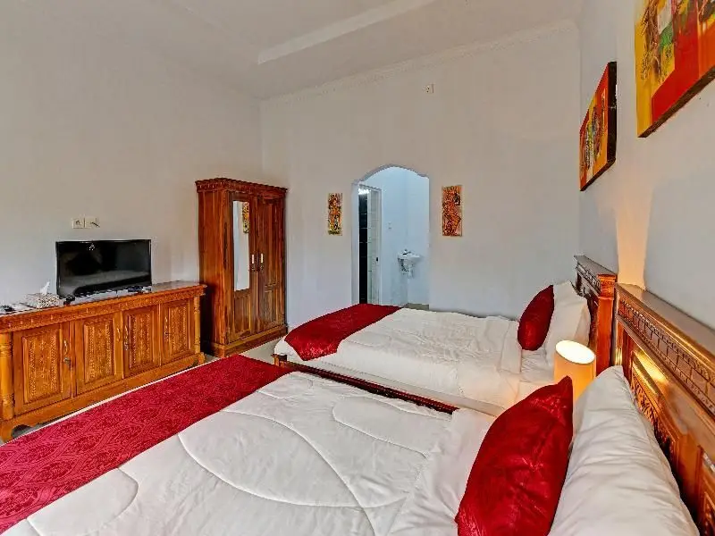 Денпасар: OYO 91326 Two Mades Guest House