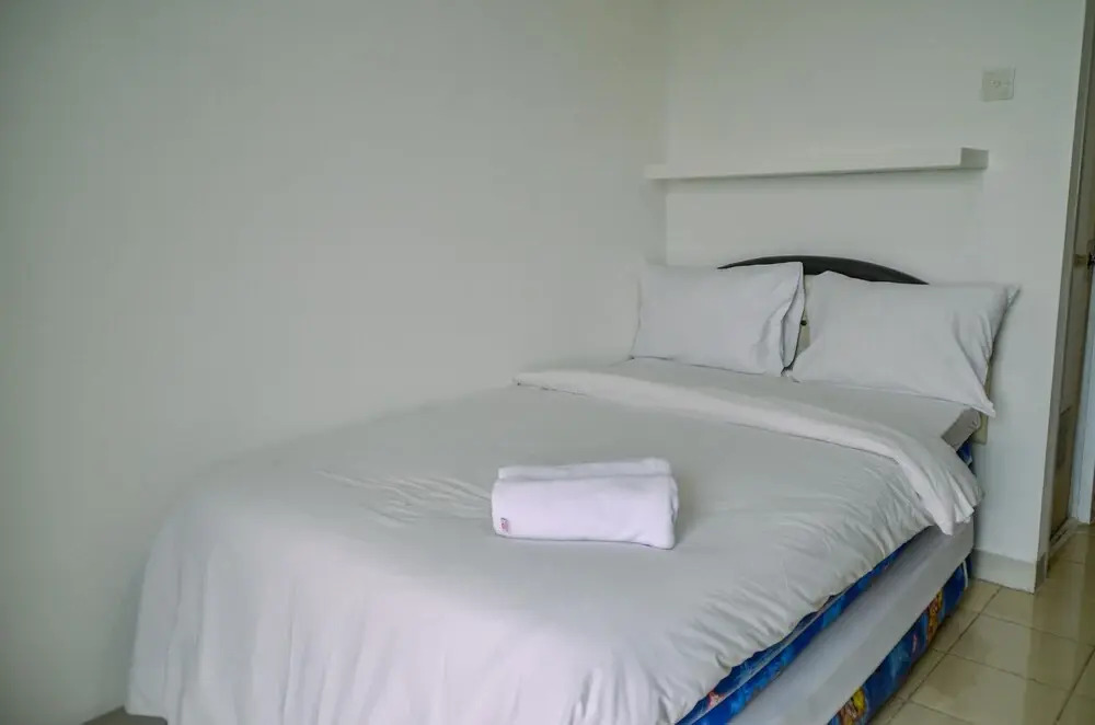 Южный Тангеранг: Comfy and Homey Serpong Greenview Studio Apartment