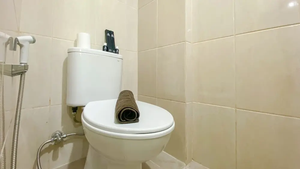 Чипутат: Homey And Enjoy Living Studio Osaka Riverview Pik 2 Apartment