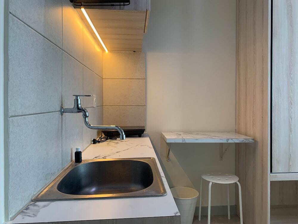Чипутат: Enjoy Living Studio Room 6Th Floor Osaka Riverwiev Pik 2 Apartment