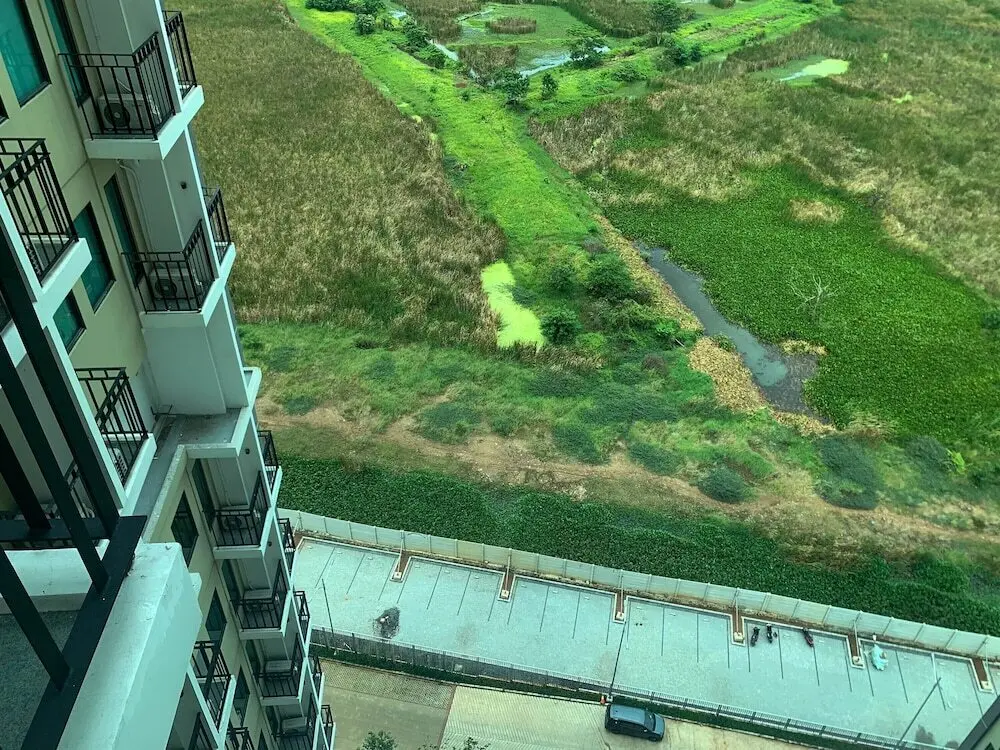 Чипутат: Minimalist Studio At 20Th Floor Osaka Riverview Pik 2 Apartment