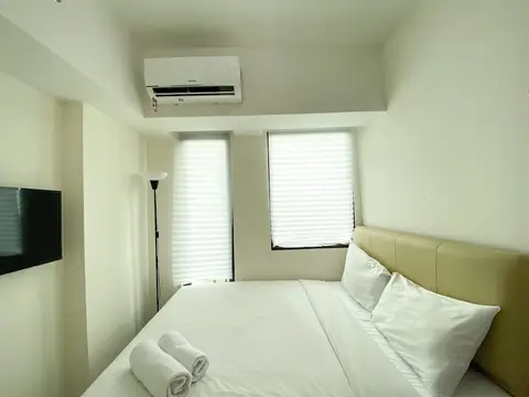 Modern Studio (No Kitchen) Apartment At Osaka Riverview Pik 2 — фото 1
