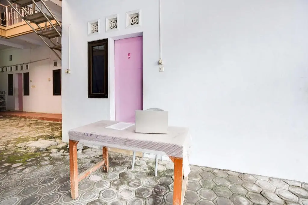 Лумаджанг: OYO Life 91626 Rr Kost Putri Syariah