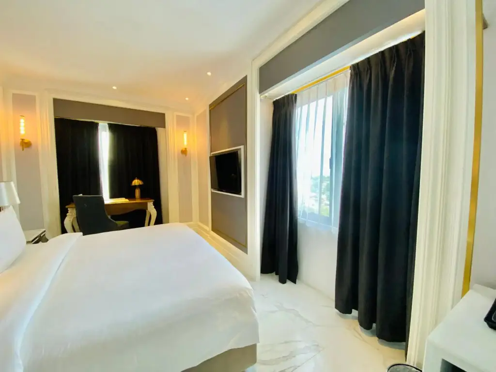 Батам: Grand Eska Hotel & Suite