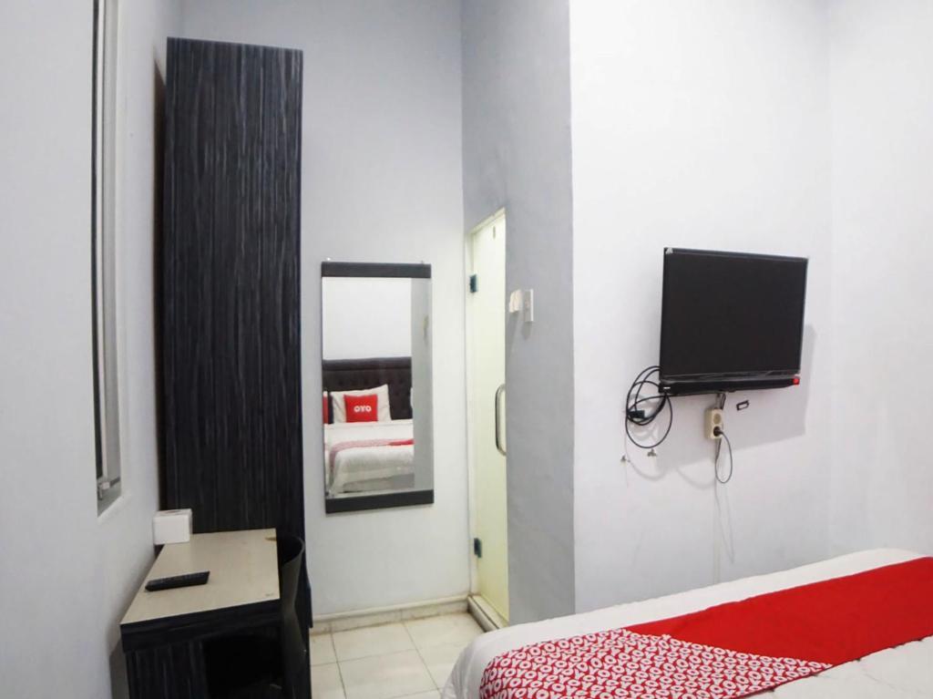 Медан: SUPER OYO 91627 Wika Wiki Homestay