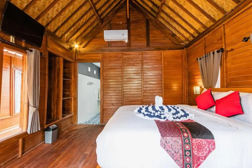 Пенида: SS Pangket Bungalow