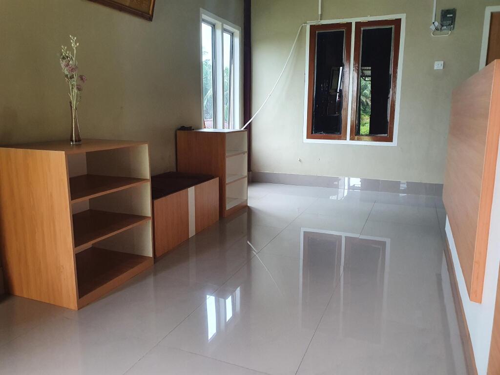 Джамби: OYO 90976 Bagus Family Kost
